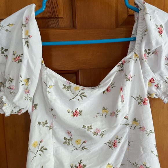 Abercrombie and Fitch floral shirt - Picture 3 of 4